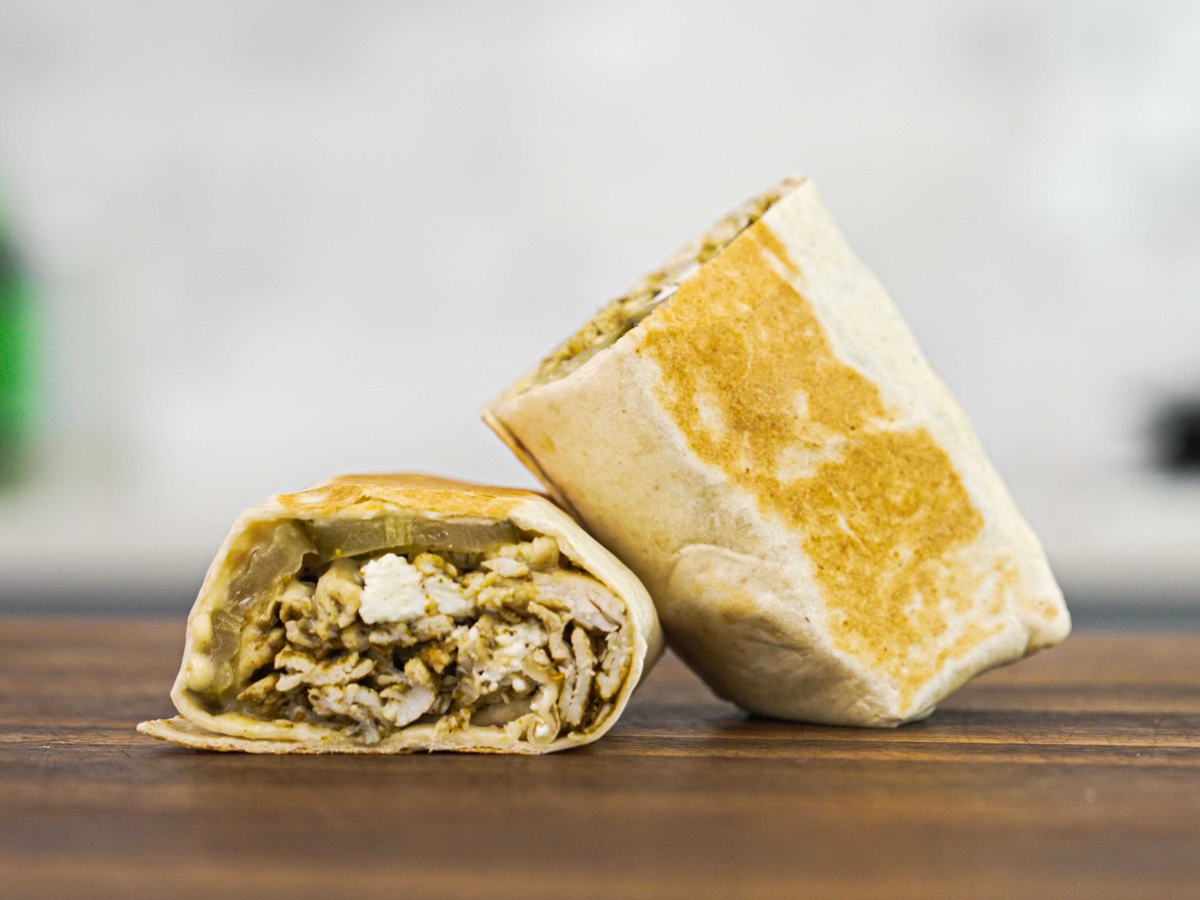 High Protein Za’atar Chicken & Hummus Wrap